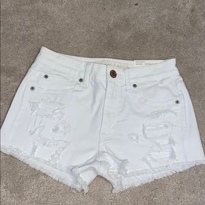 American Eagle Hi-Rise Super Stretch White Shorts